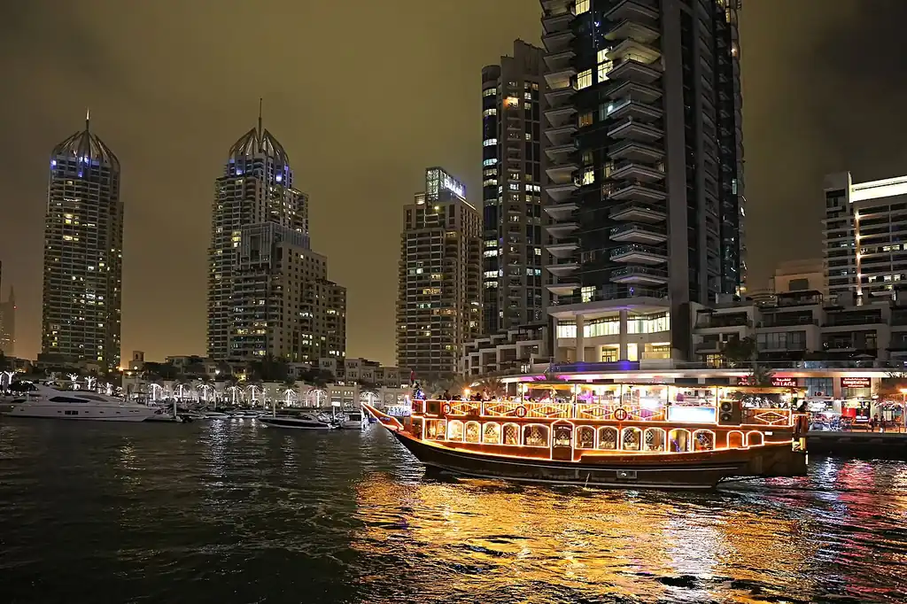 Dubai limousine experience β gallery photo 2