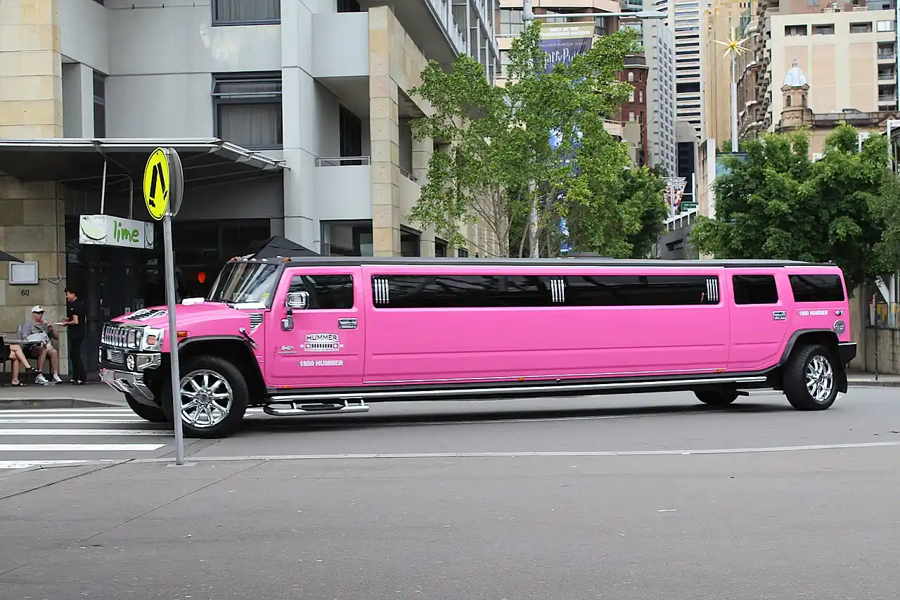 Pink Diamond Stretch Limousine for hire in Dubai
