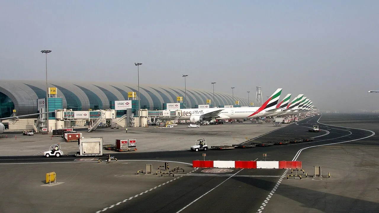 Airport Transfers in Dubai — on the road