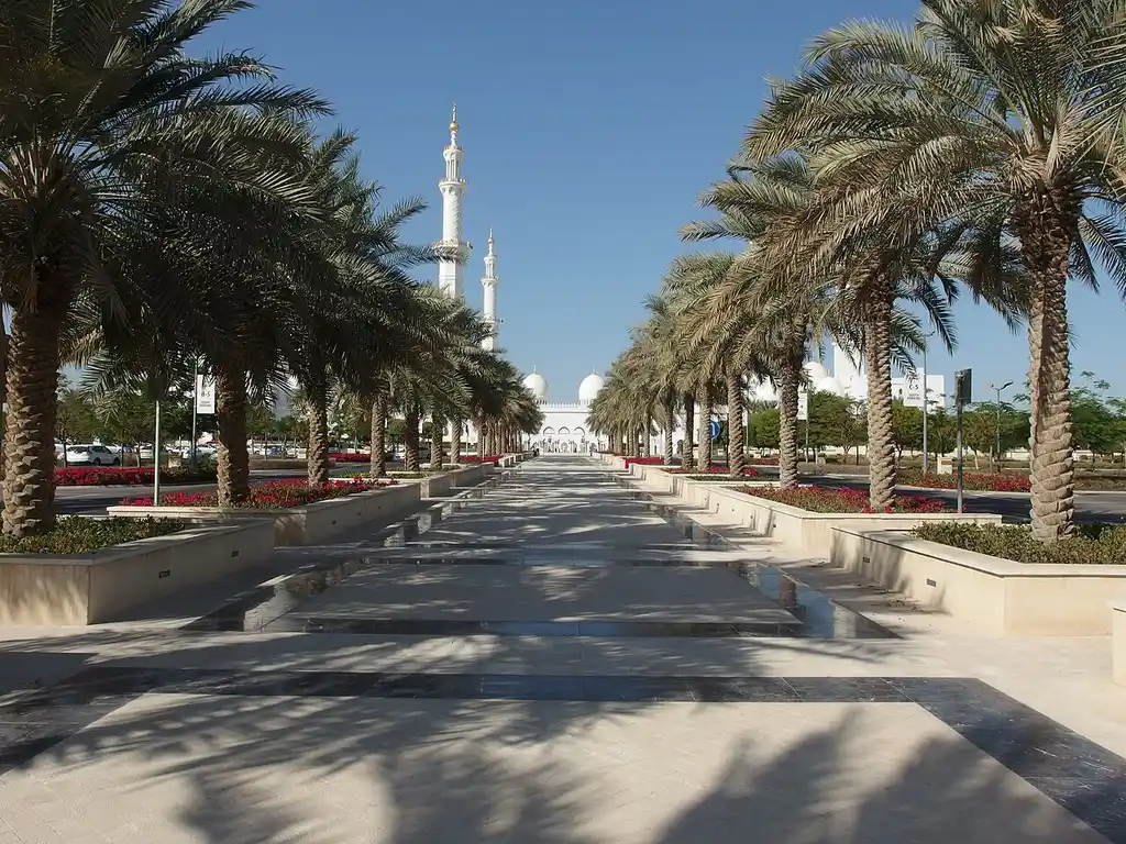 Cross-Emirate Travel in Dubai β photo